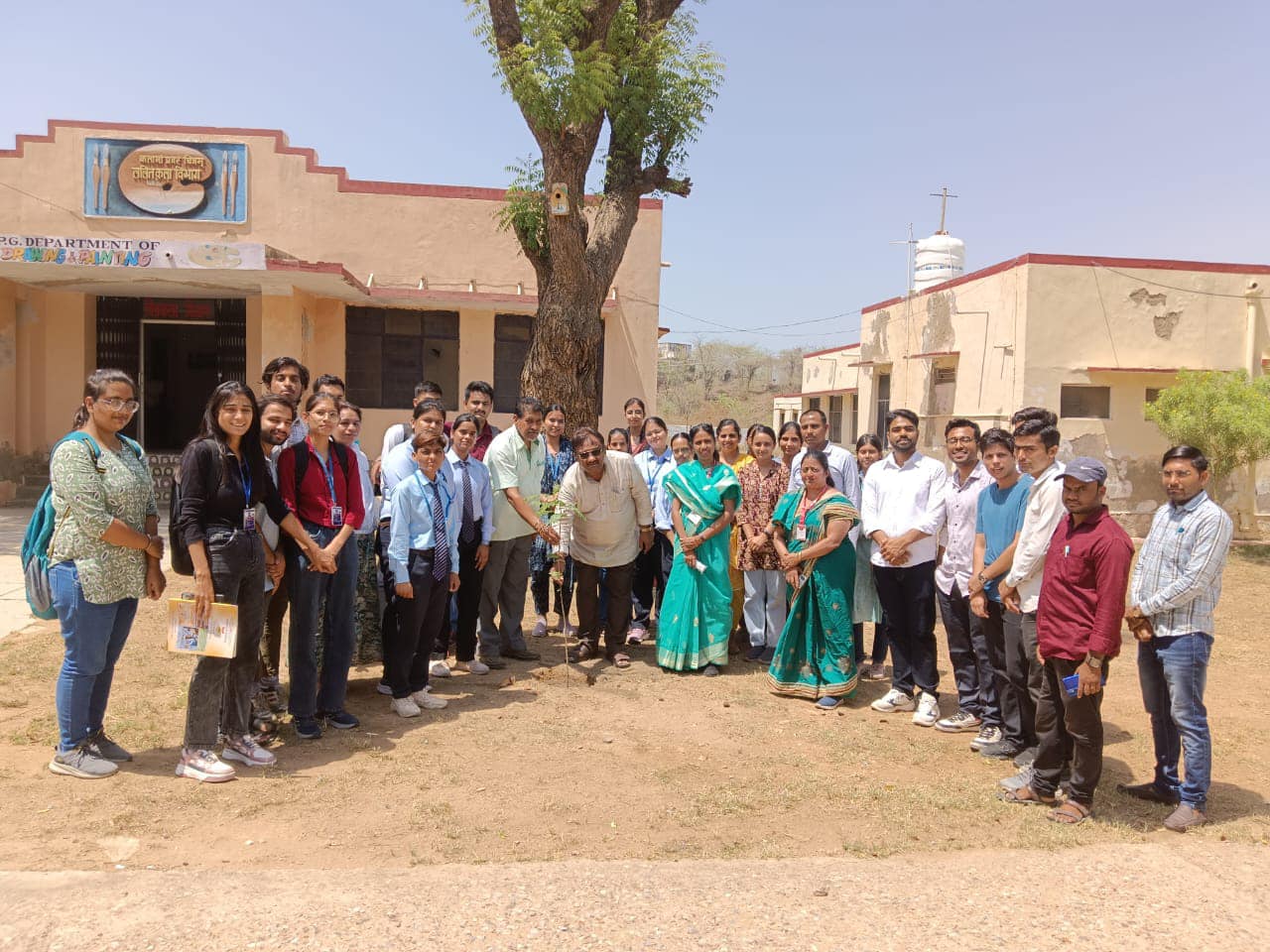 Organization of programs on the occasion of World Environment Day.